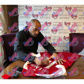Legende uokvireni dres Arsenal FC Henry, Bergkamp & Pires Signed Shirt (Trio Framed)