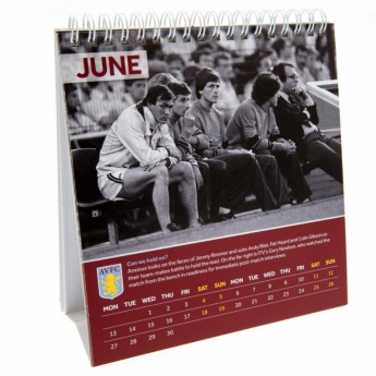 Aston Villa stolni kalendar 2022