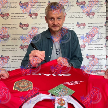 Legende uokvireni dresovi Manchester United FC 1999 Solskjaer & Sheringham Signed Shirt & Medal (Framed)