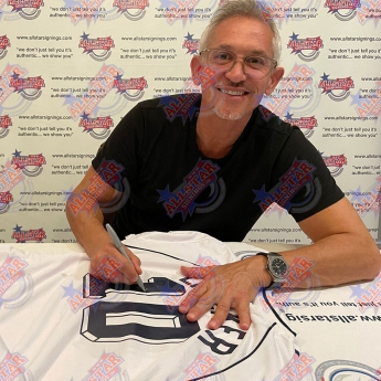 Legende uokvireni dresovi Tottenham Hotspur 1991 Lineker & Gascoigne Signed Shirts (Dual Framed)