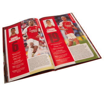 FC Arsenal knjiga Annual 2024 (English)