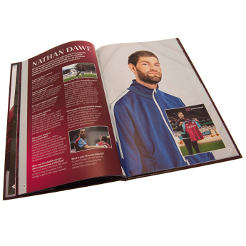 Aston Villa knjiga Annual 2024 (English)