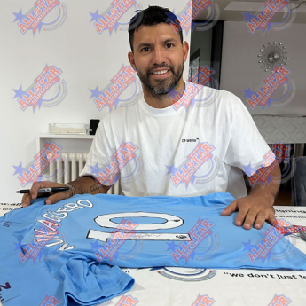 Legende uokvireni dres Manchester City FC 2019-2020 Aguero Signed Shirt (Framed)