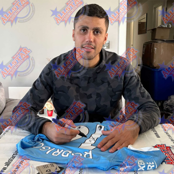Legende uokvireni dresovi Manchester City FC 2021-2022 Rodri & Gundogan Signed Shirts & Medal (Dual Framed)