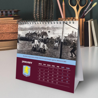 Aston Villa stolni kalendar 2025