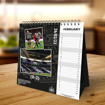 Newcastle United stolni kalendar 2025