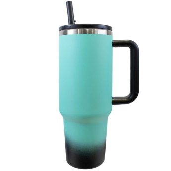 Real Madrid boca za piće Tumbler