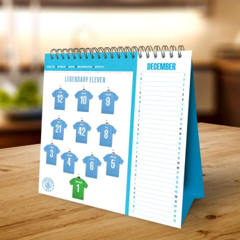 Manchester City stolni kalendar 2026