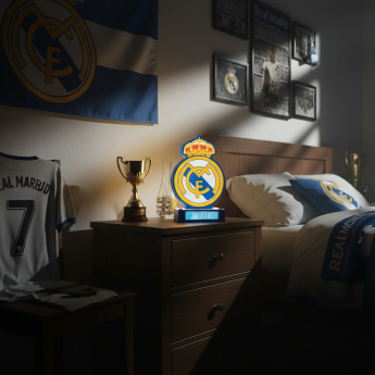 Real Madrid budilica with a lamp