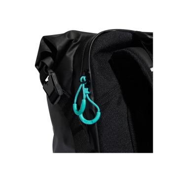 Mercedes AMG Petronas ruksak Advanced Packing F1 Team 2025