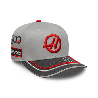 Haas F1 kapa za bejzbol Esteban Ocon 200th Race F1 Team 2025