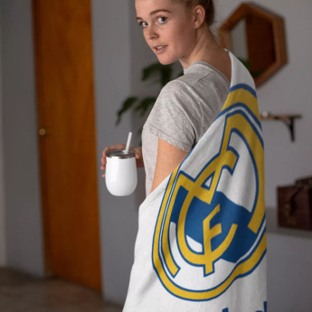 Real Madrid deka od flisa white