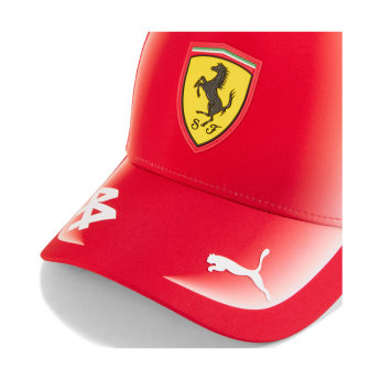 Ferrari dječja baseball kapa sa šiltom Lewis Hamilton #44 official Teamline Replica F1 Team 2026