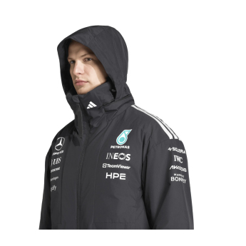 Mercedes AMG Petronas muška jakna s kapuljačom Rain black F1 Team 2026
