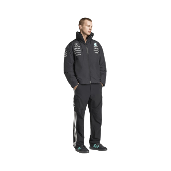 Mercedes AMG Petronas muška jakna s kapuljačom Rain black F1 Team 2026