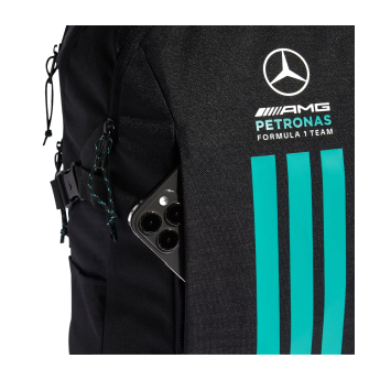 Mercedes AMG Petronas ruksak DNA 3 Stripes F1 Team 2026