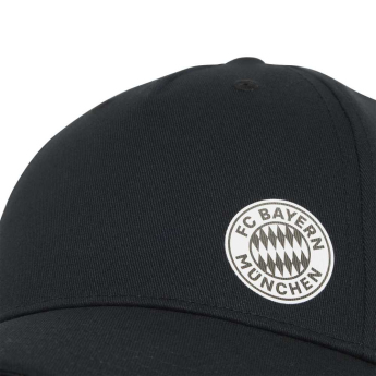 Bayern München šilt Essentials black