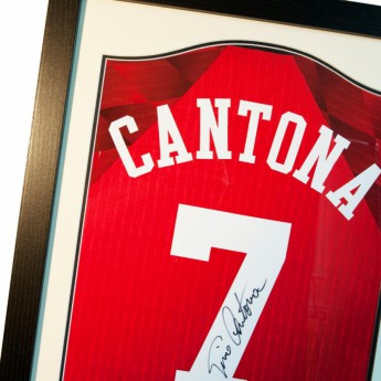 Legende uokvireni dres Manchester United Cantona Signed Shirt Silhouette